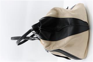 CHLOÉ BEIGE BLACK LEATHER COLORBLOCK LARGE ALICE SATCHEL TRAVEL BAG GIFT IDEA